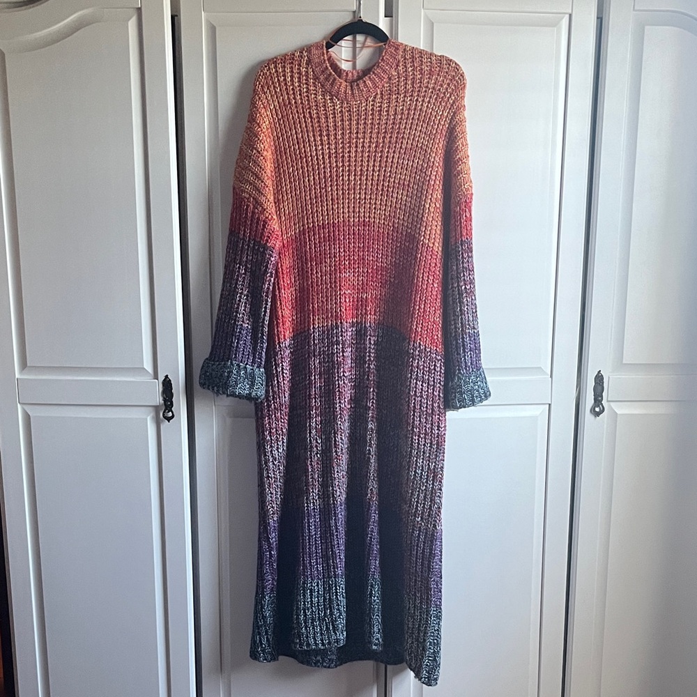 Dressed in LaLa S/M Multicolor Knit Maxi Dress worn a few times/good condition